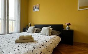 Extralarge Queen Room In The Heart Of Bratislava With Terrace
